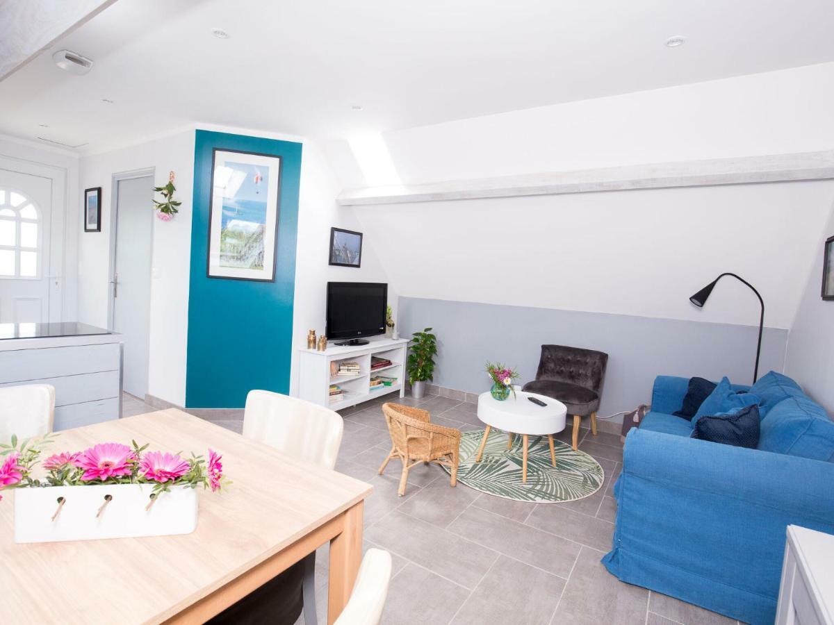 Superb Holiday Home Near The Beach Quinéville Exterior foto